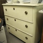 886 2324 CHEST OF DRAWERS
